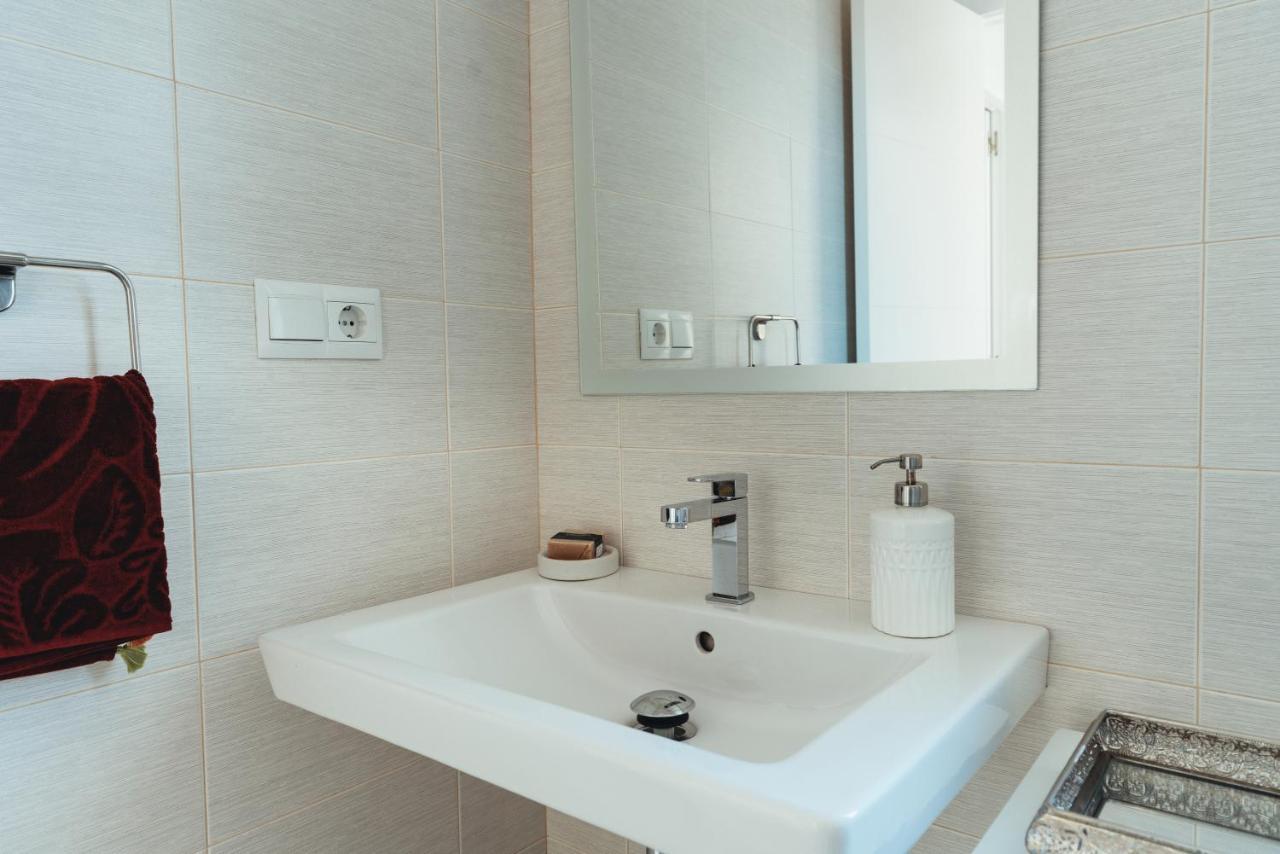 2bdr Penthouse, Naranjos, W/pool, 2km P.banus Leilighet